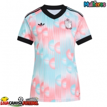 Camisa de Futebol Bélgica Equipamento Secundário Mulheres Mundo 2026 Manga Curta